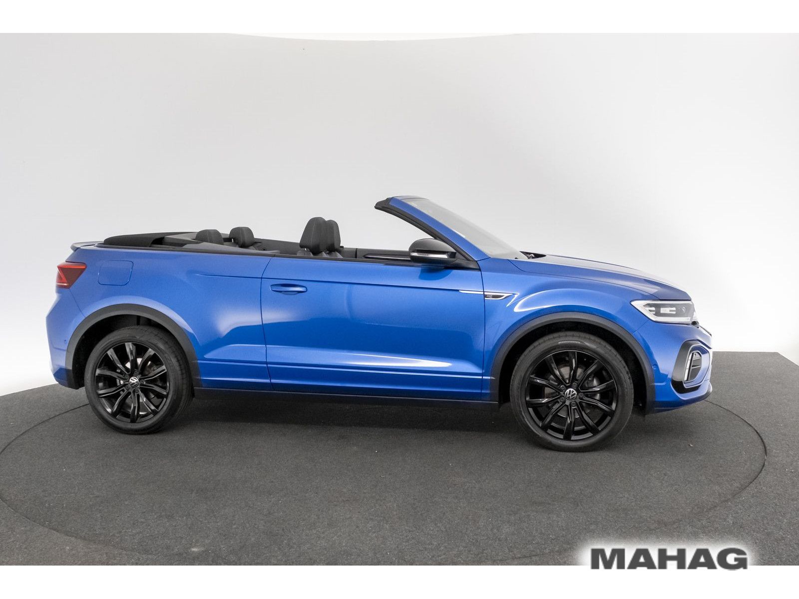 Volkswagen T-Roc R-Line - Samsaru's Car Outlet