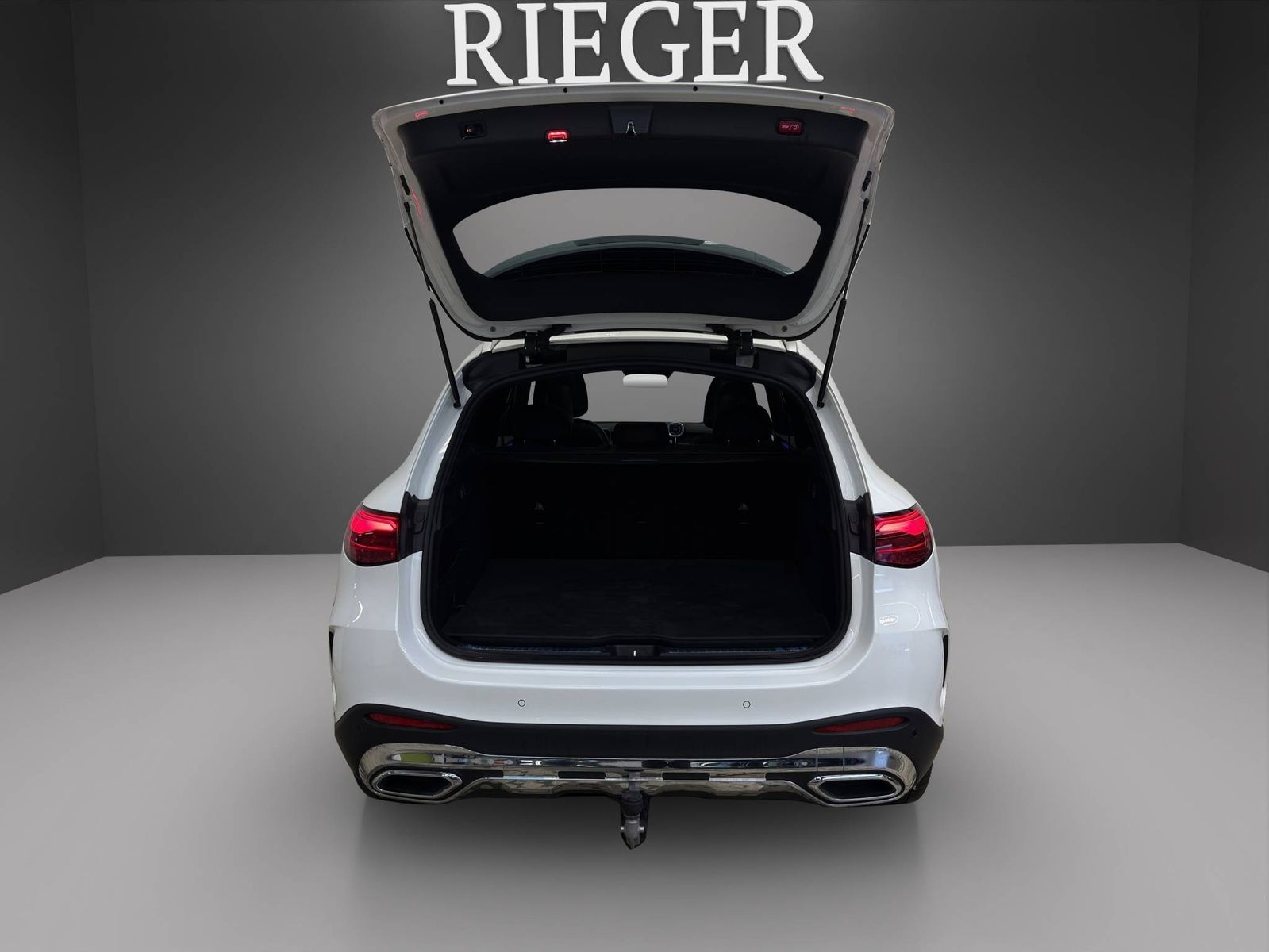 Mercedes-Benz GLC 300 4M AMG-PLUS*PANO-SHD*AHK*20"*360°-Kamera