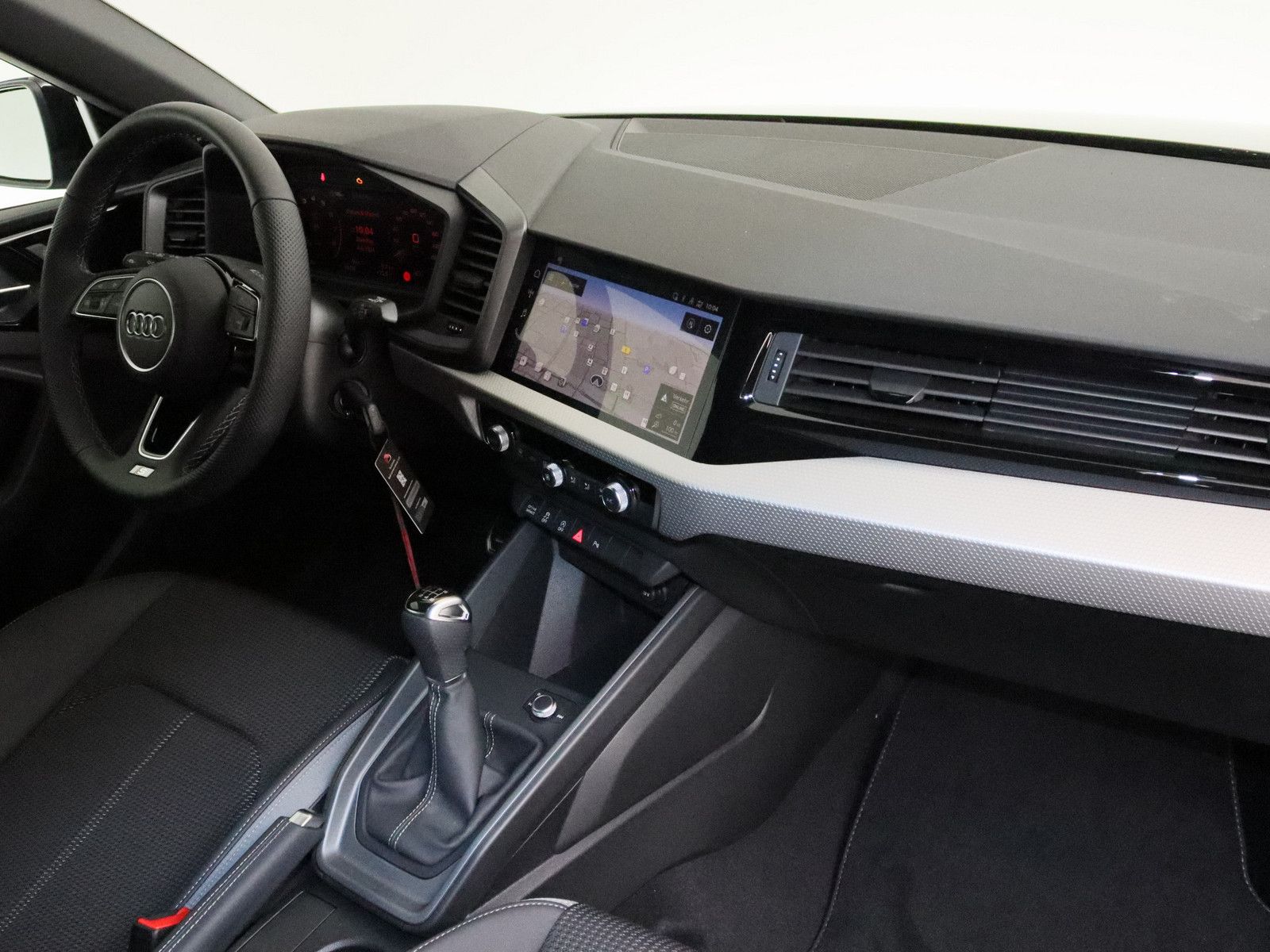 Audi A1 Sportback 30 TFSI S line - Samsaru's Car Outlet
