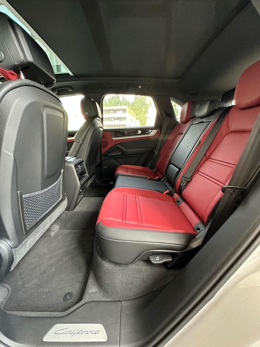 Porsche Cayenne -19,5%/gr-rot/Pan/Mtx/ACC/14W/21