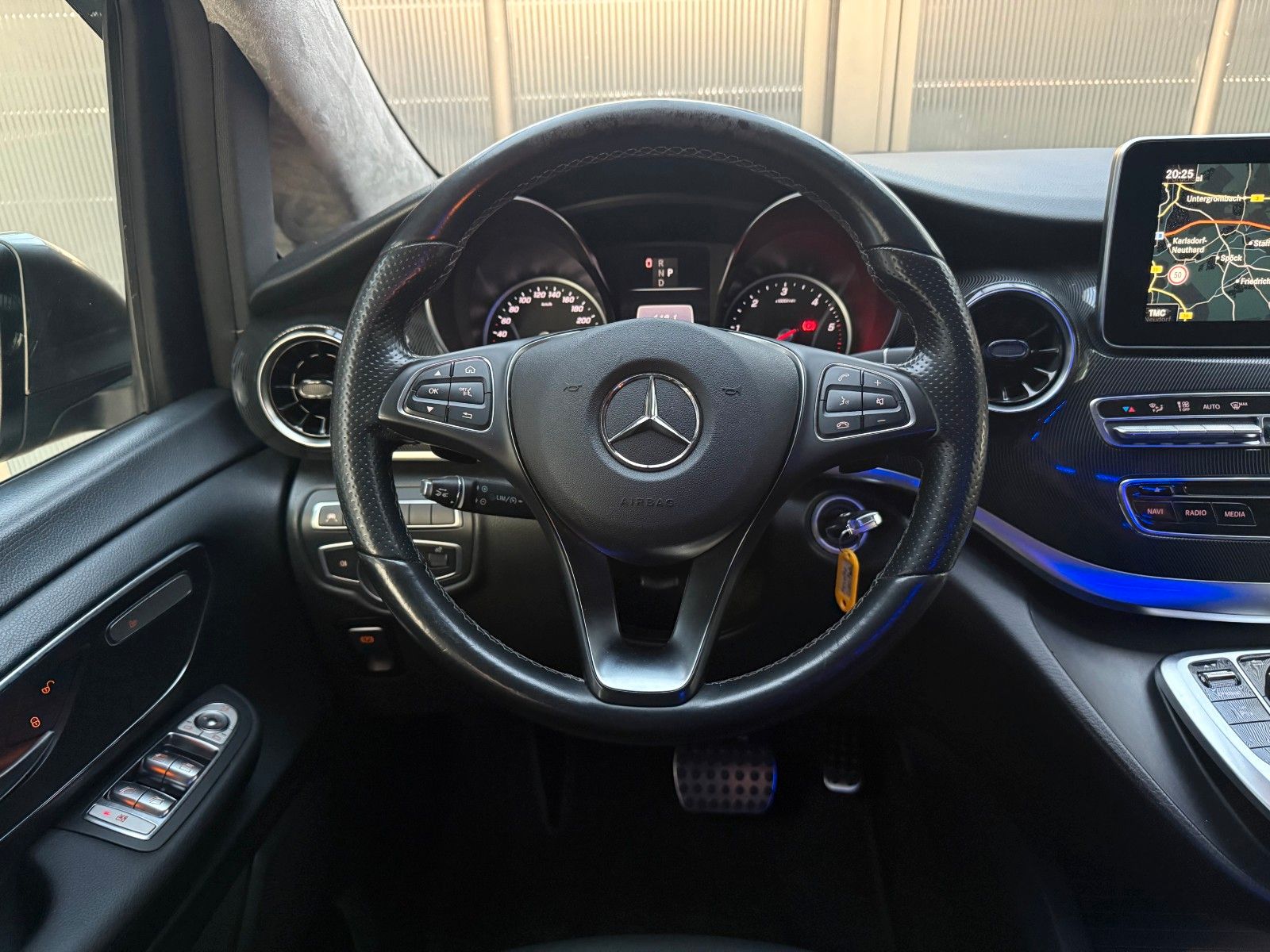 Mercedes-Benz V 300d V-Klasse EDITION lang MAYBACH - Samsaru's Car Outlet