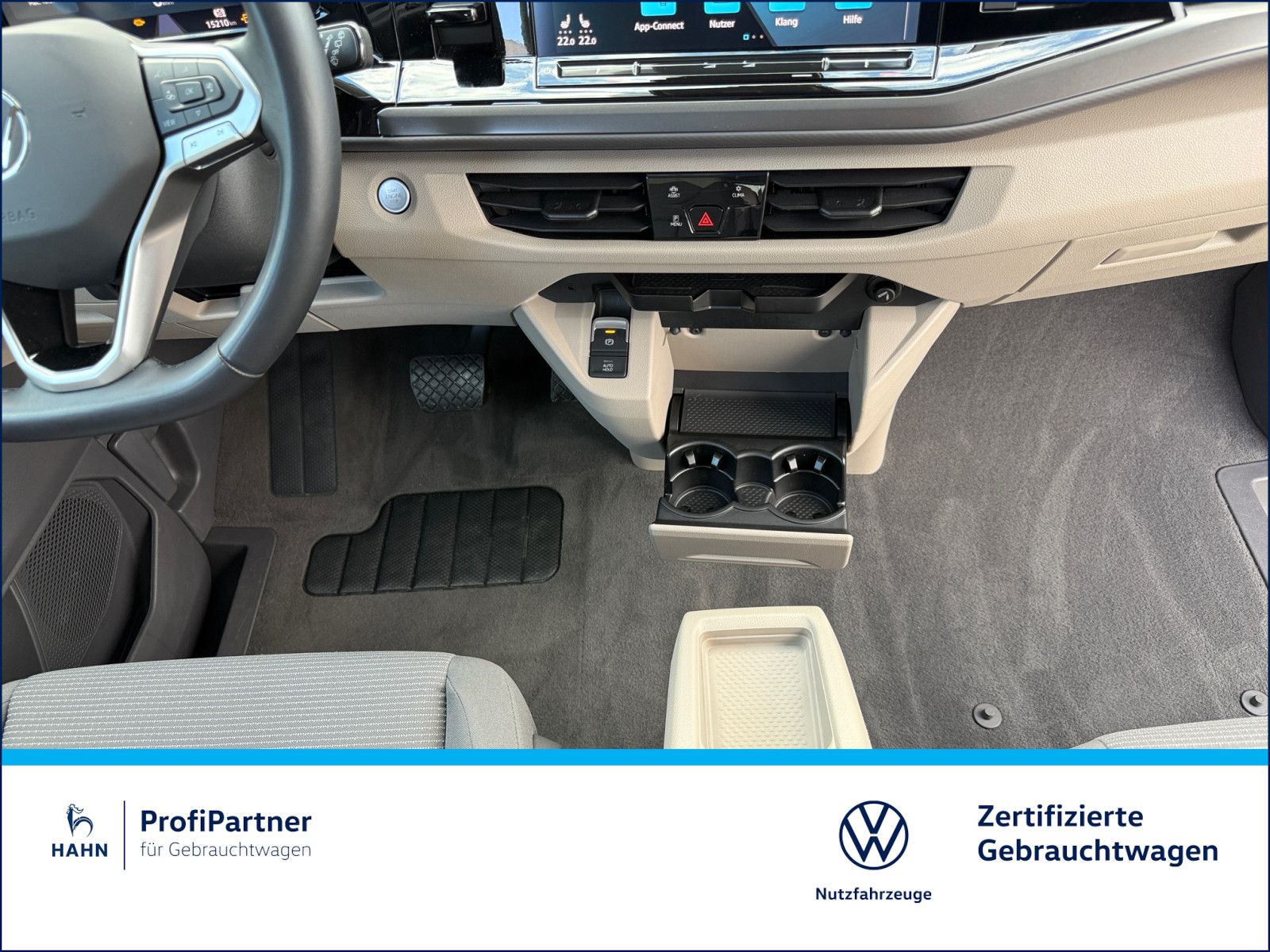 Volkswagen T7 Multivan 2.0TDI DSG - Samsaru's Car Outlet