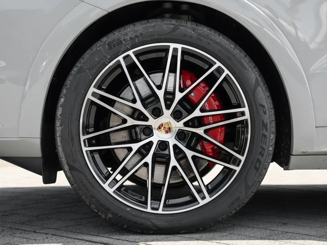 Porsche Cayenne S Coupé Silver - Samsaru's Car Outlet