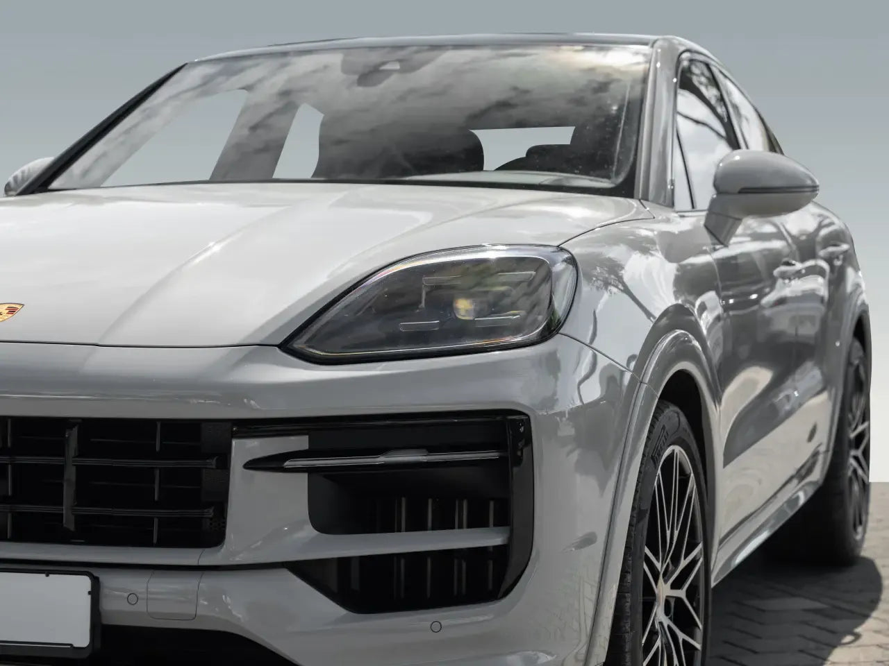 Porsche Cayenne S Coupé Silver - Samsaru's Car Outlet