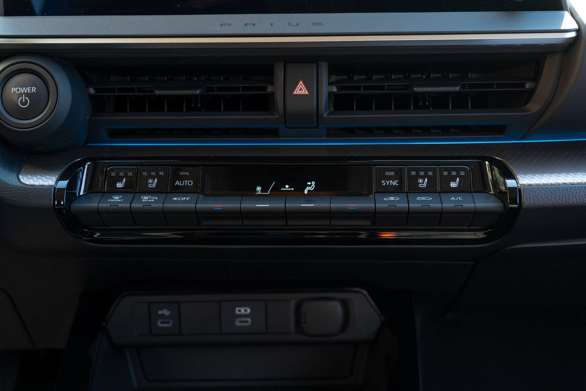 Toyota Prius PHEV 2.0 Style Plus - Samsaru's Car Outlet