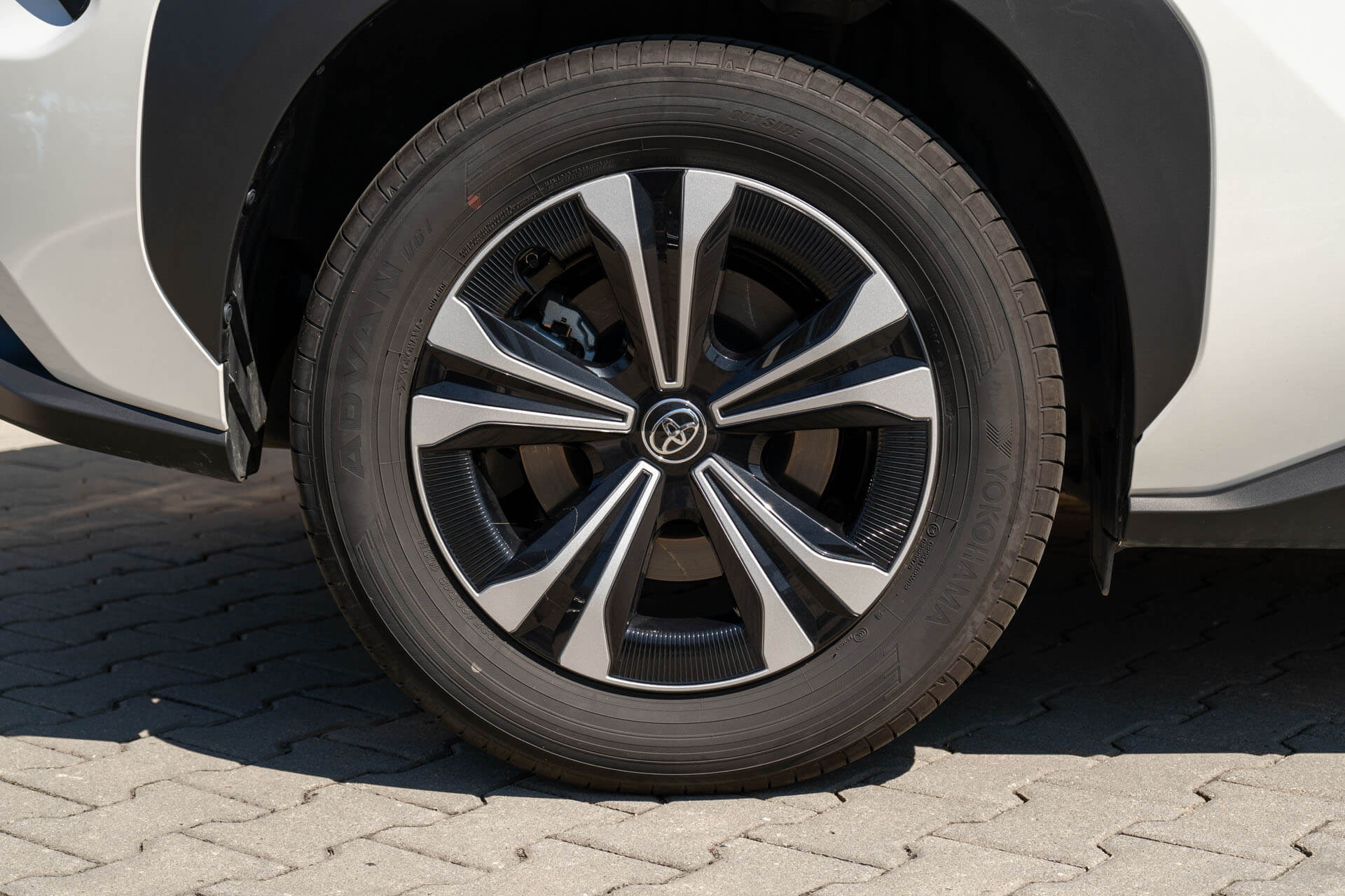 Toyota bZ4X Electric 150 kW FWD - Samsaru's Car Outlet