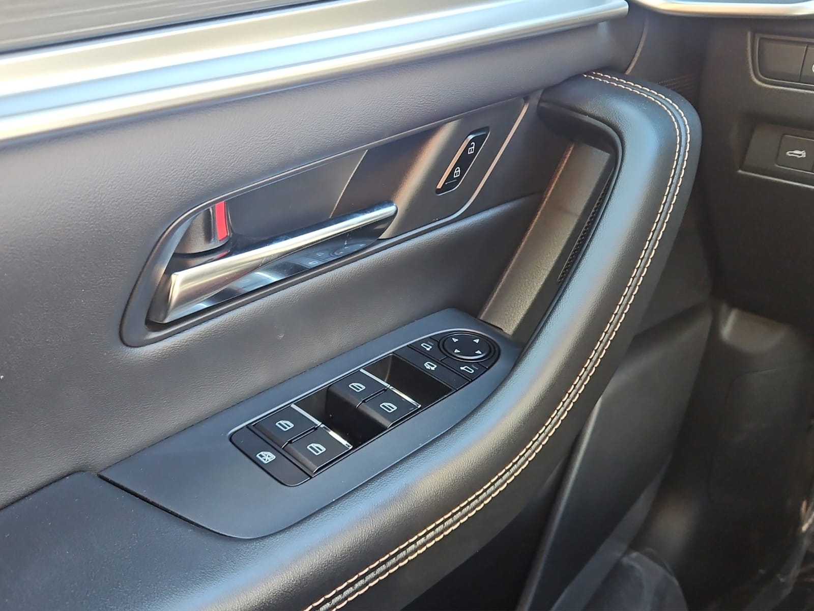 Mazda CX-60 2.5L e-SKYACTIV PHEV 327ps 8AT AWD Homura Plus