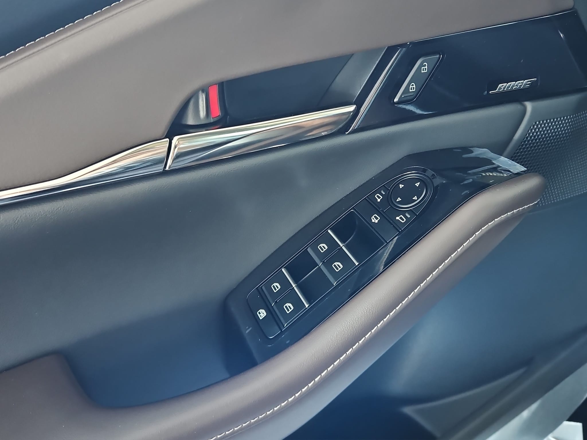 Mazda CX-30 2.0L e-SKYACTIV X 186ps 6AT AWD Takumi