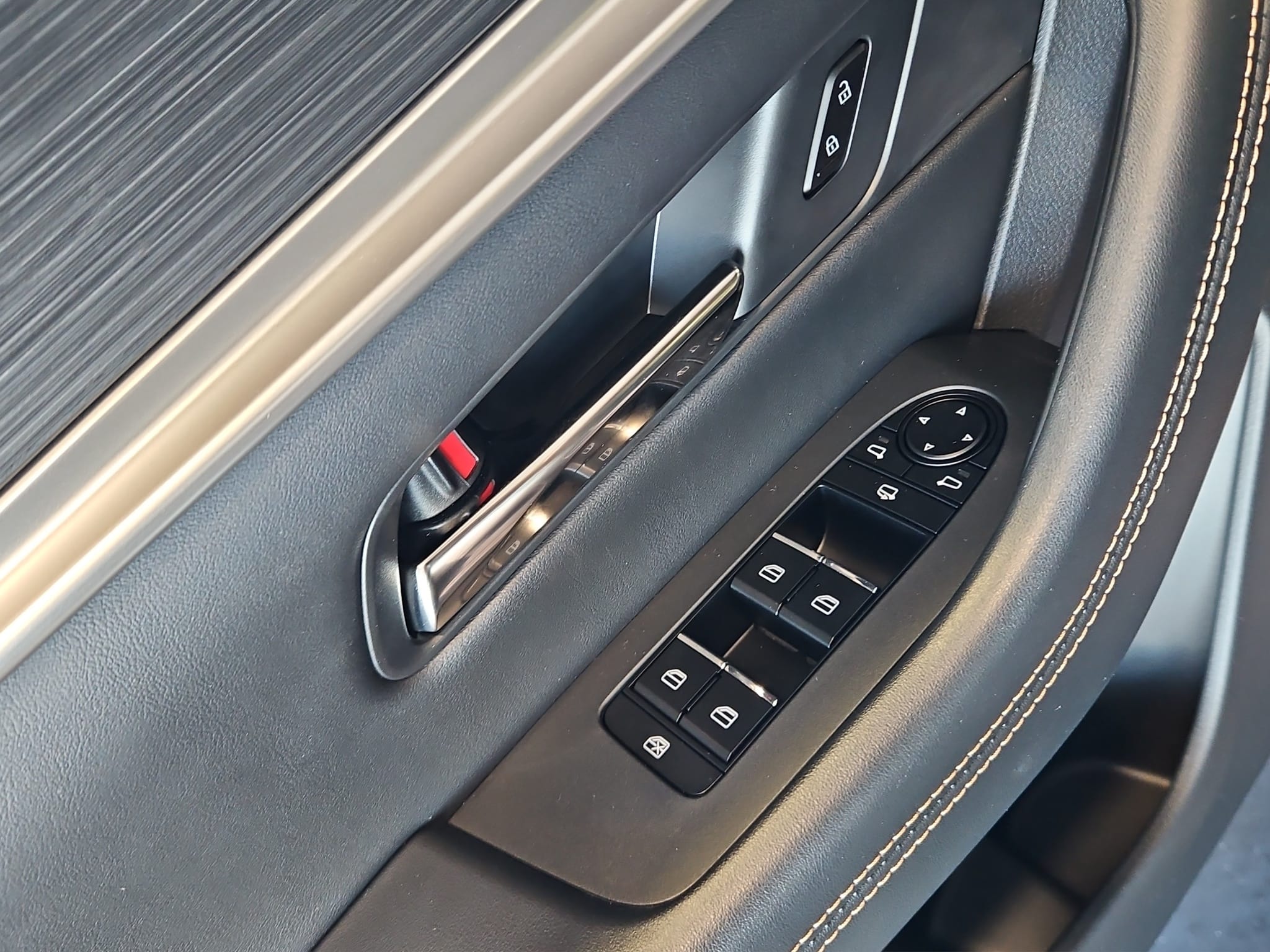 Mazda CX-80 2.5 Plug-In Hybrid AWD 327 CP Homura Plus CAHO