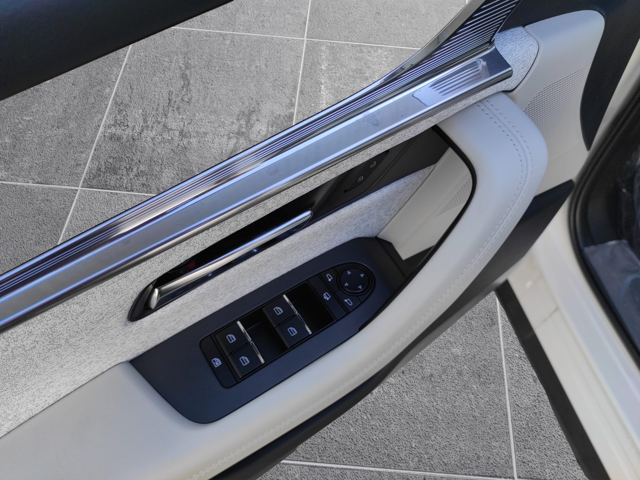 Mazda CX-80 2.5L e-SKYACTIV PHEV 327ps 8AT AWD Takumi Plus