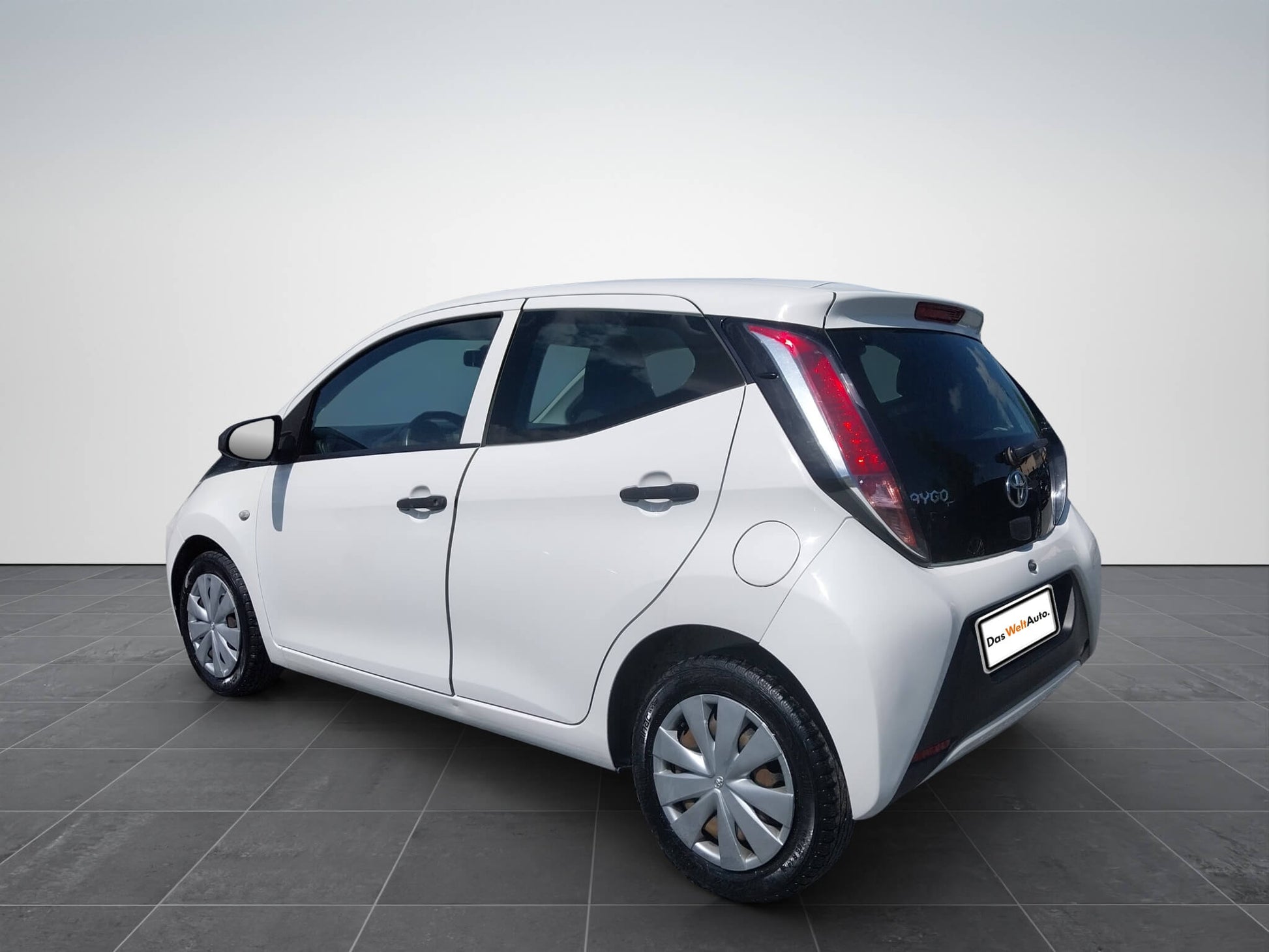 Toyota Aygo 1.0 VVT-I - Samsaru's Car Outlet