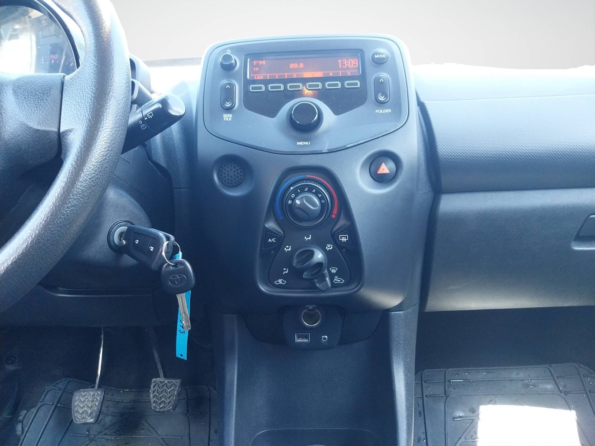 Toyota Aygo 1.0 VVT-I - Samsaru's Car Outlet