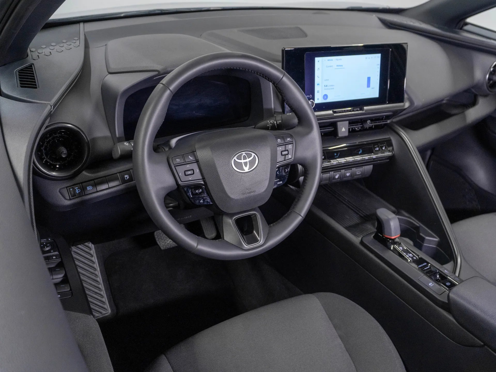 Toyota C-HR 1.8 Hybrid Active Drive CVT - Samsaru's Car Outlet