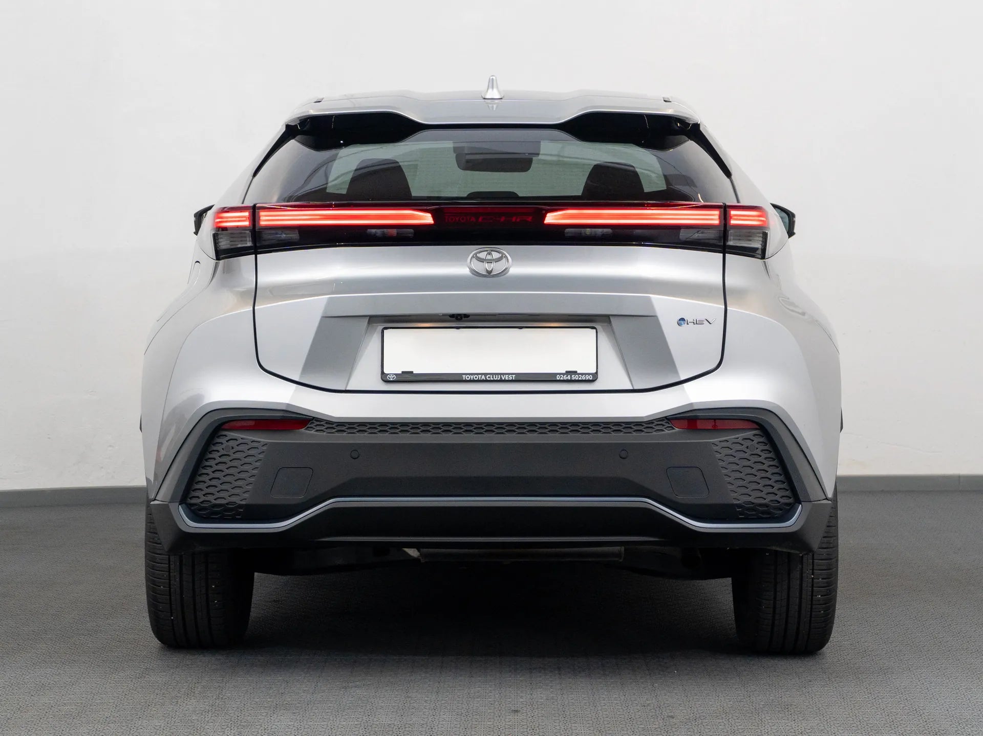 Toyota C-HR 1.8 Hybrid Active Drive CVT - Samsaru's Car Outlet