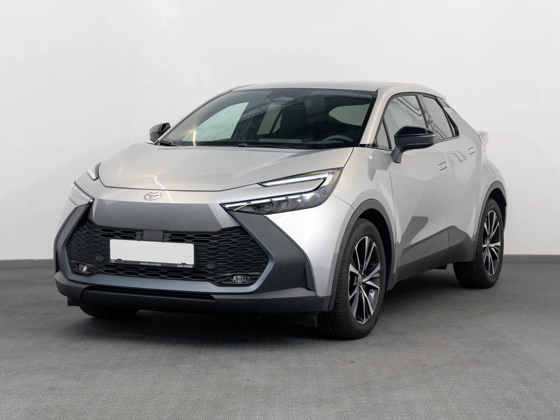 Toyota C-HR 1.8 Hybrid Active Drive CVT - Samsaru's Car Outlet