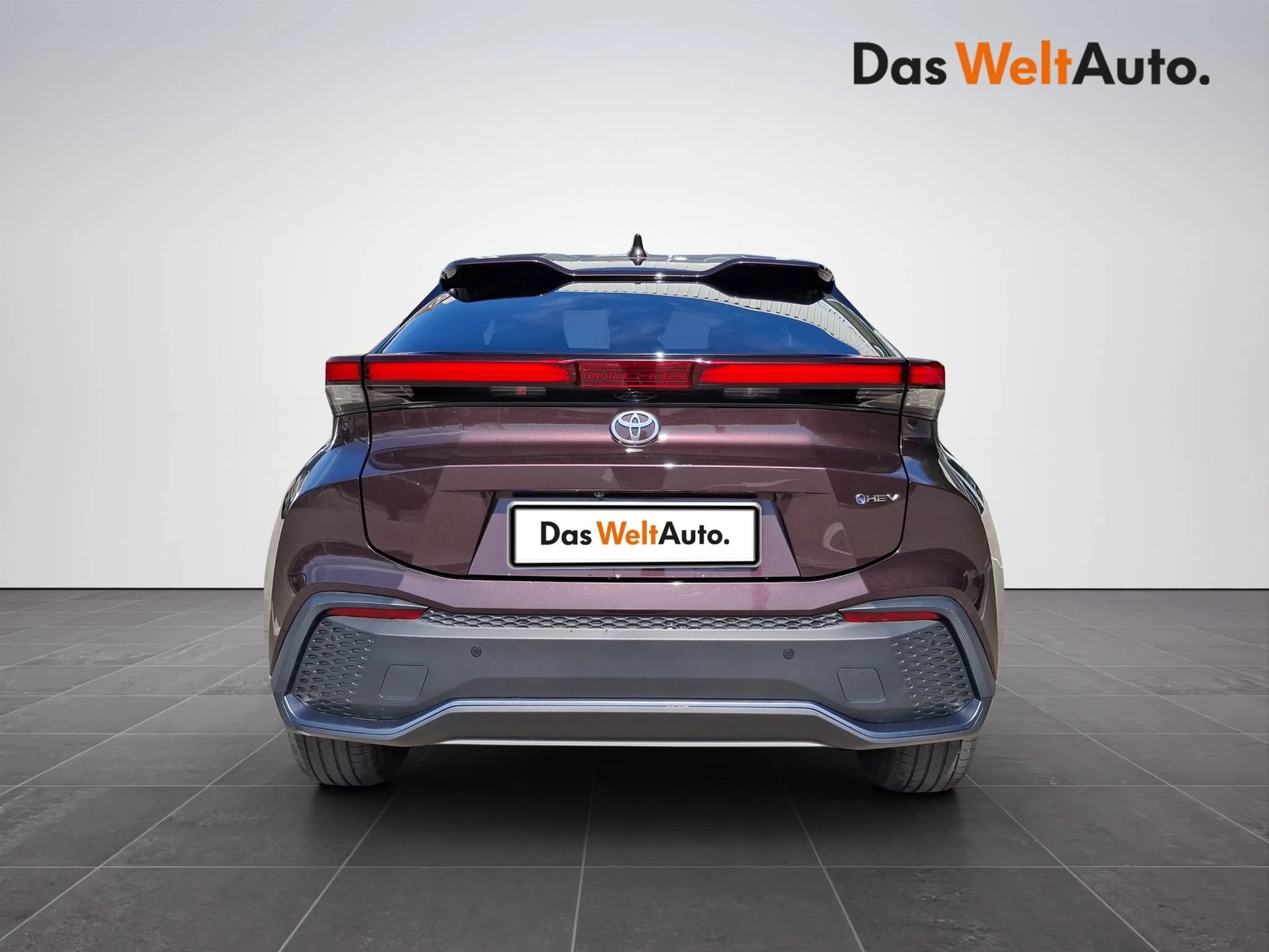 Toyota C-HR 2.0 Hybrid CVT - Samsaru's Car Outlet