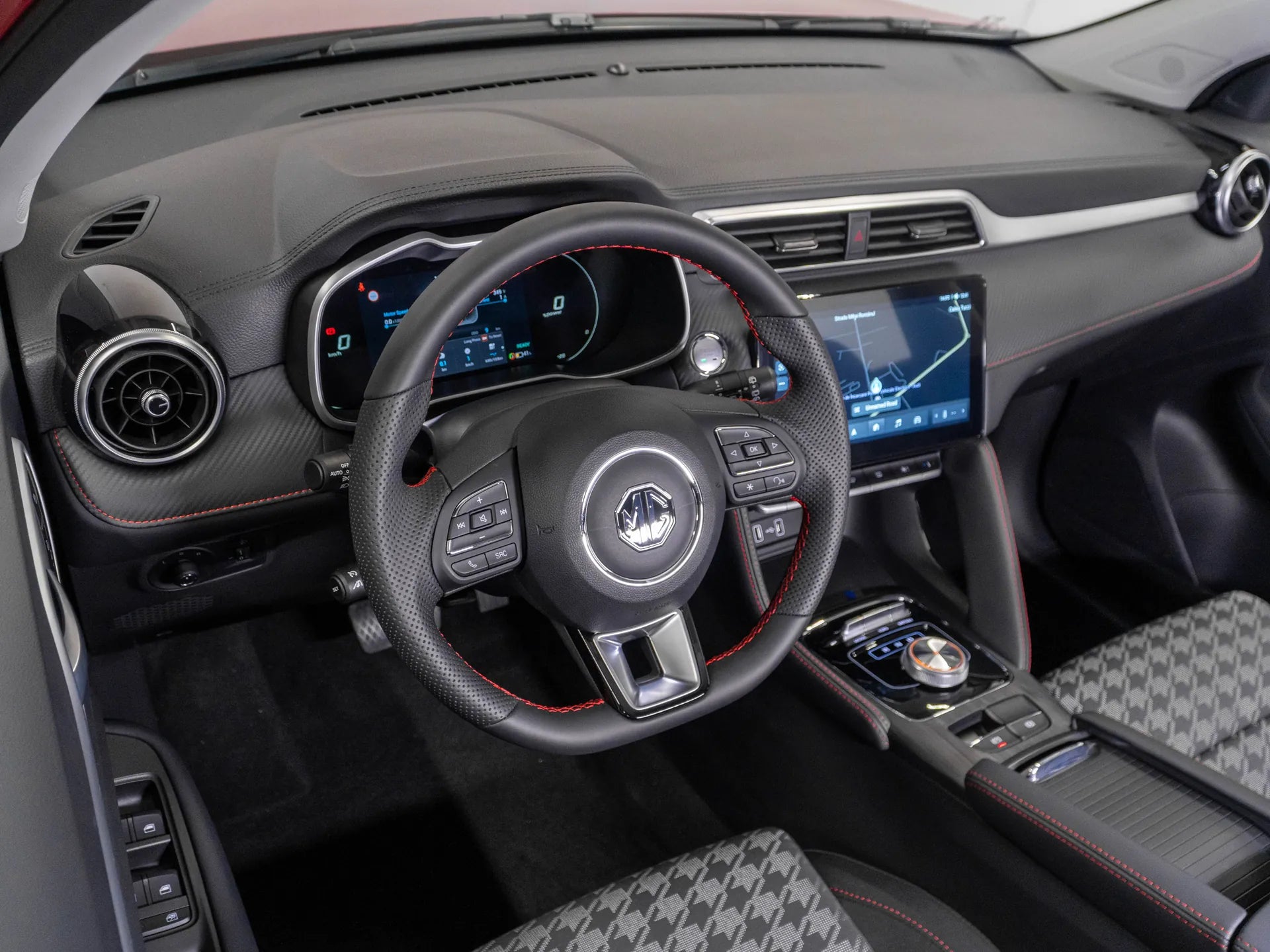 MG ZS EV Electric 156 CP Rosu - Samsaru's Car Outlet