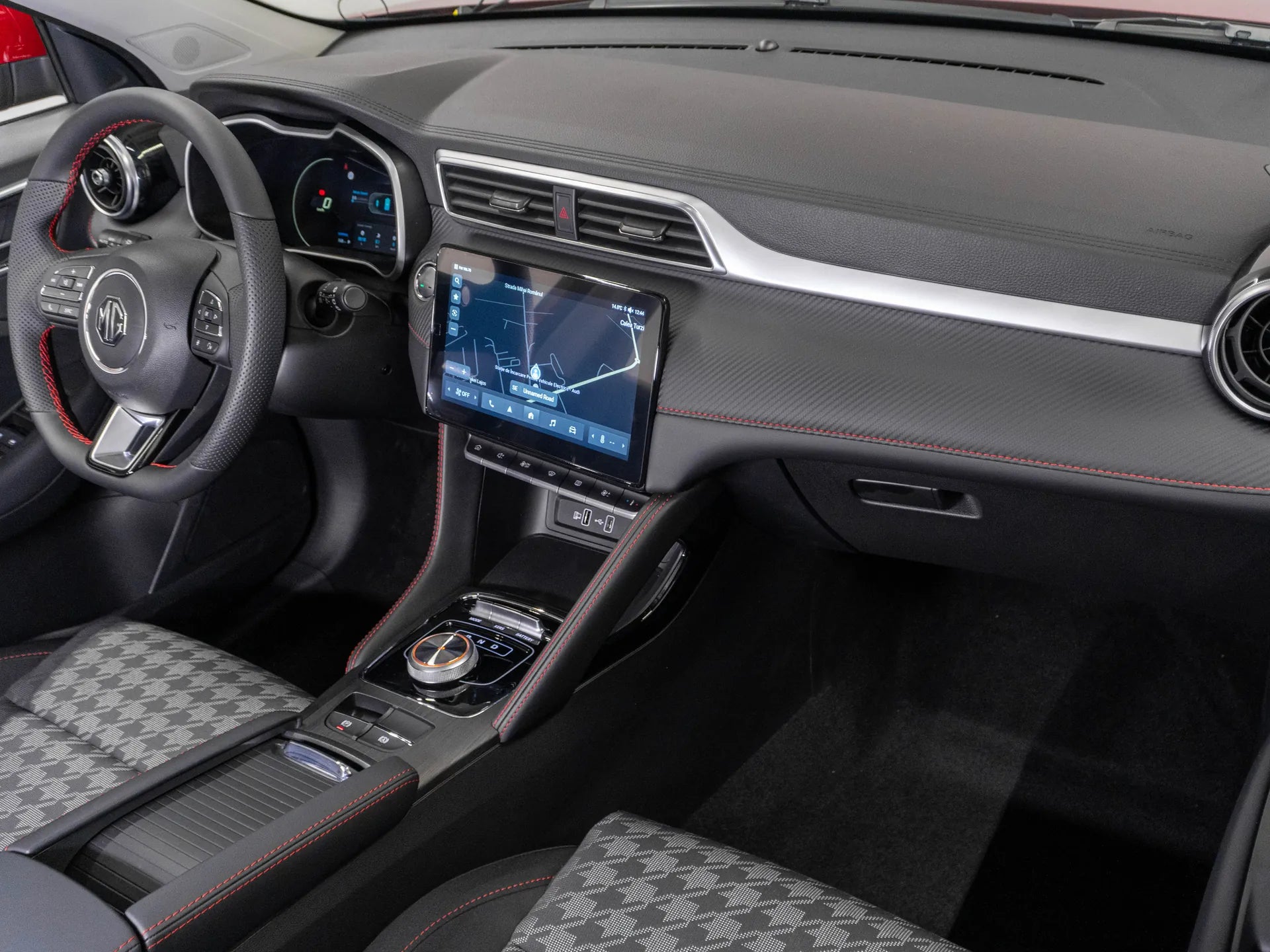 MG ZS EV Electric 156 CP Rosu - Samsaru's Car Outlet