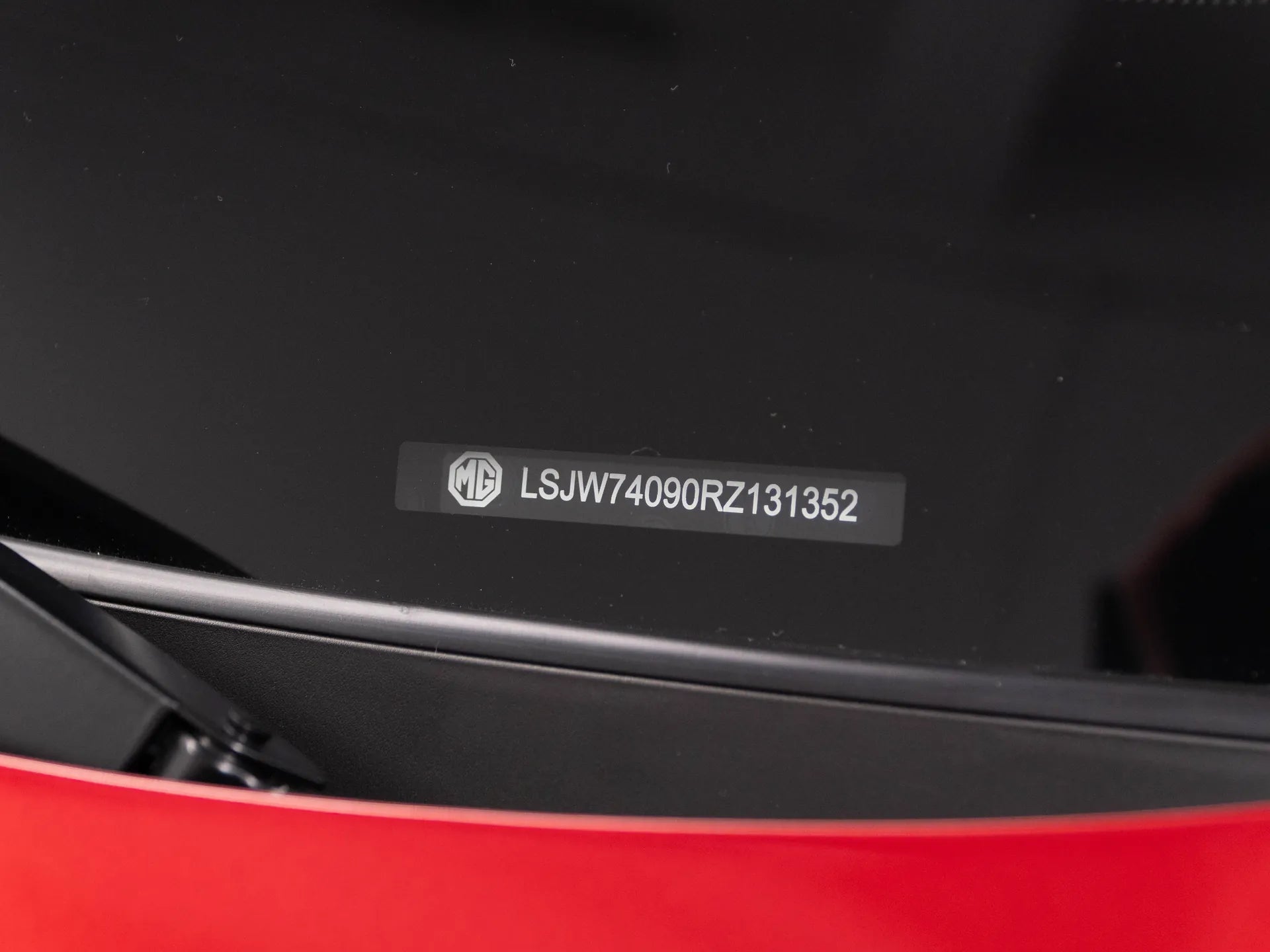 MG ZS EV Electric 156 CP Rosu - Samsaru's Car Outlet