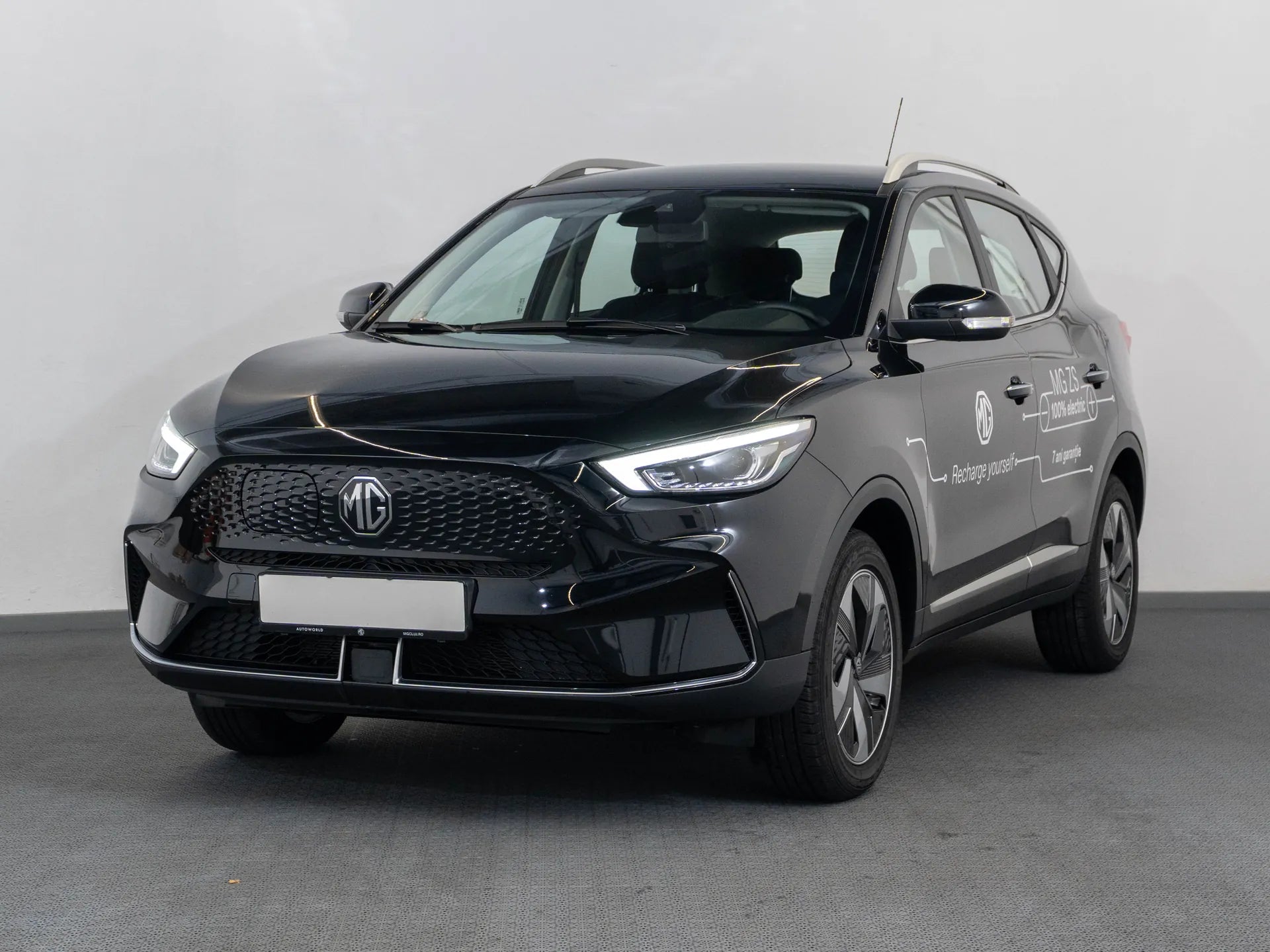 MG ZS EV Electric 177 CP Negru - Samsaru's Car Outlet