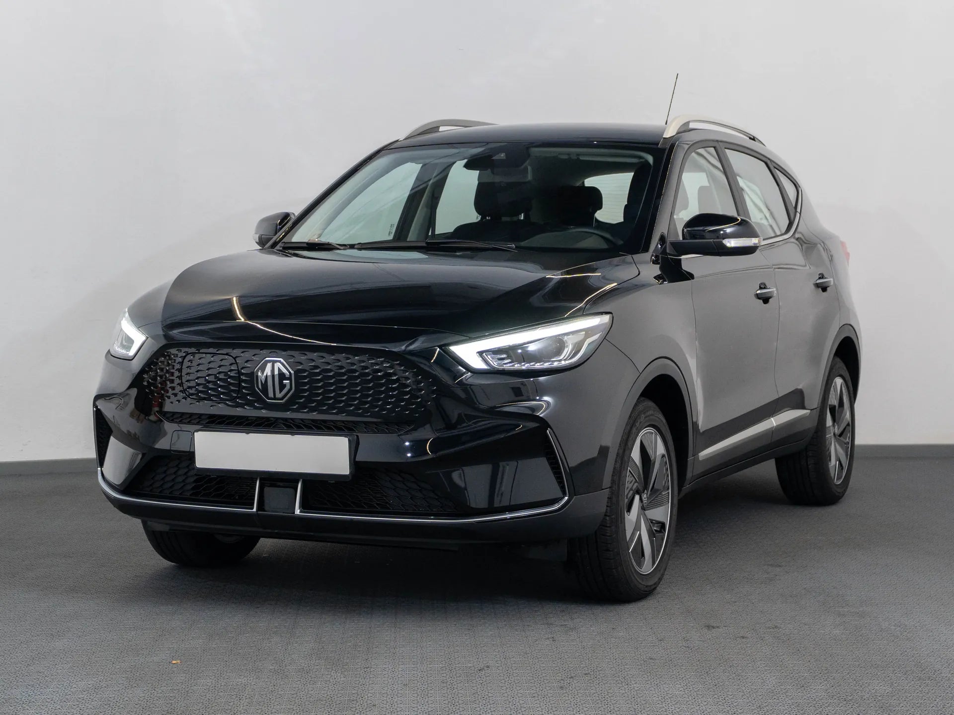 MG ZS EV Electric 177 CP Negru - Samsaru's Car Outlet
