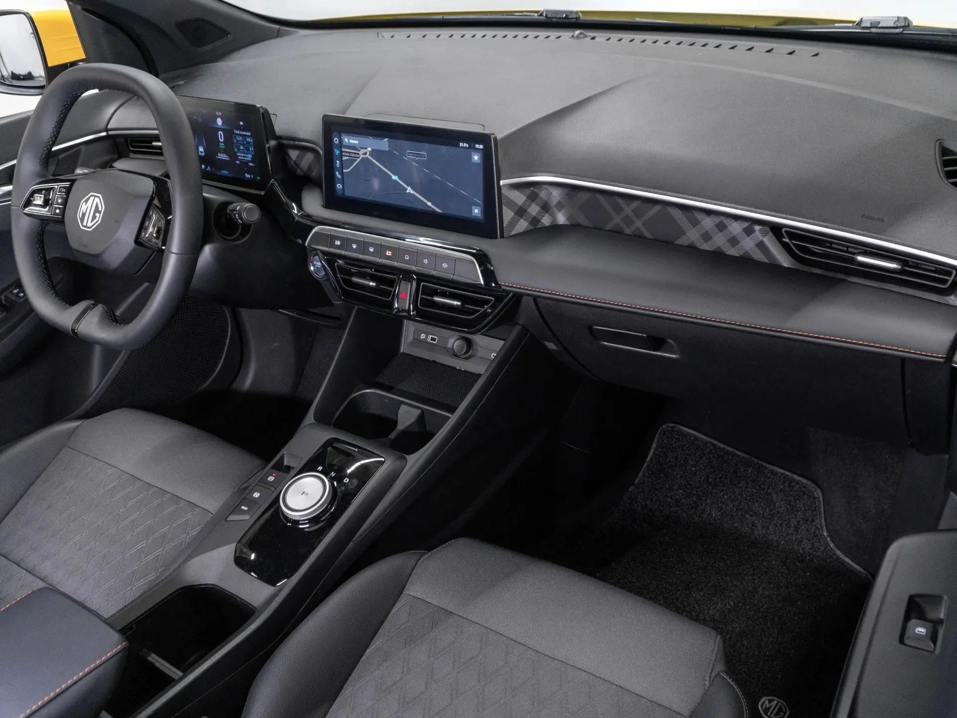 MG 3 1.5 Hybrid+ Exclusive - Samsaru's Car Outlet