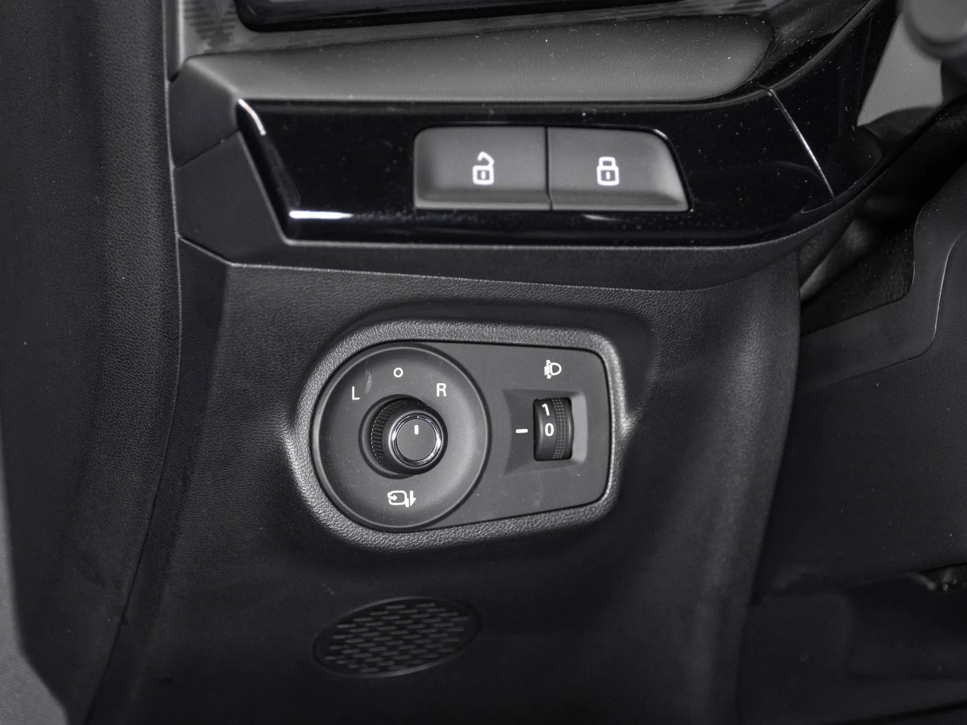 MG MG3 1.5 Hybrid 194 CP Albastru - Samsaru's Car Outlet