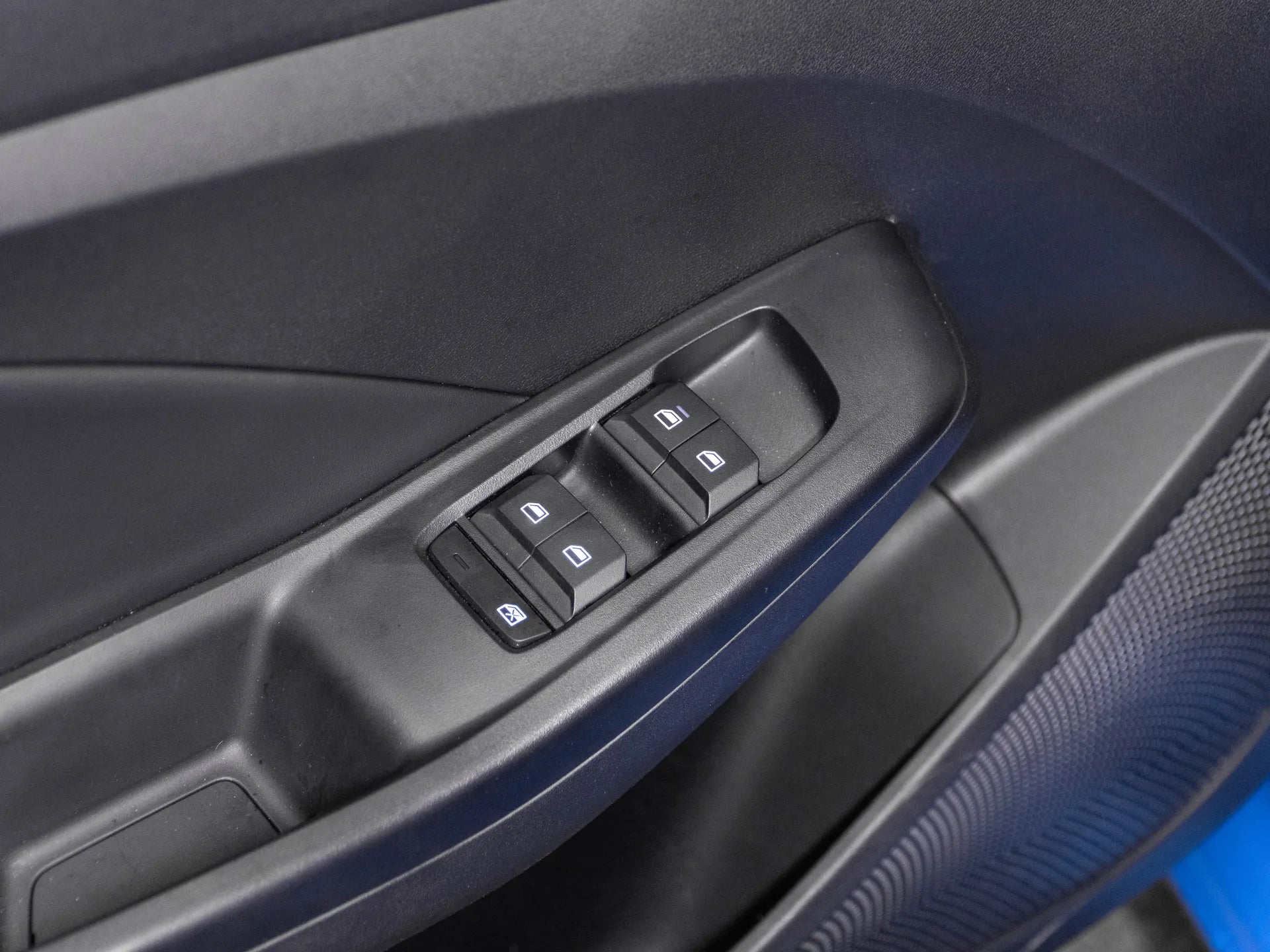 MG MG3 1.5 Hybrid 194 CP Albastru - Samsaru's Car Outlet