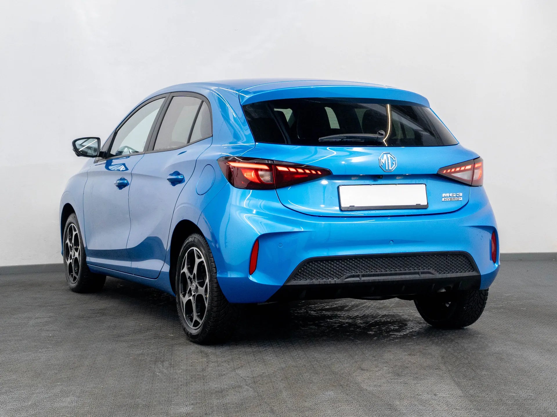MG MG3 1.5 Hybrid 194 CP Albastru - Samsaru's Car Outlet