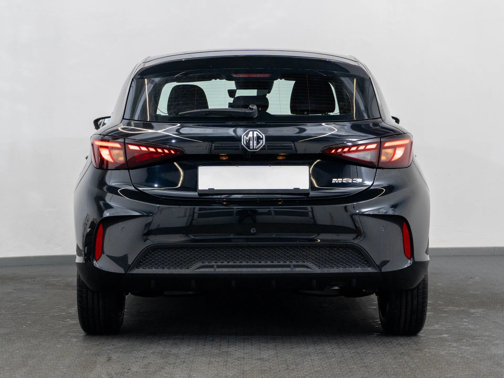 MG MG3 1.5 Benzina 114 CP Negru - Samsaru's Car Outlet