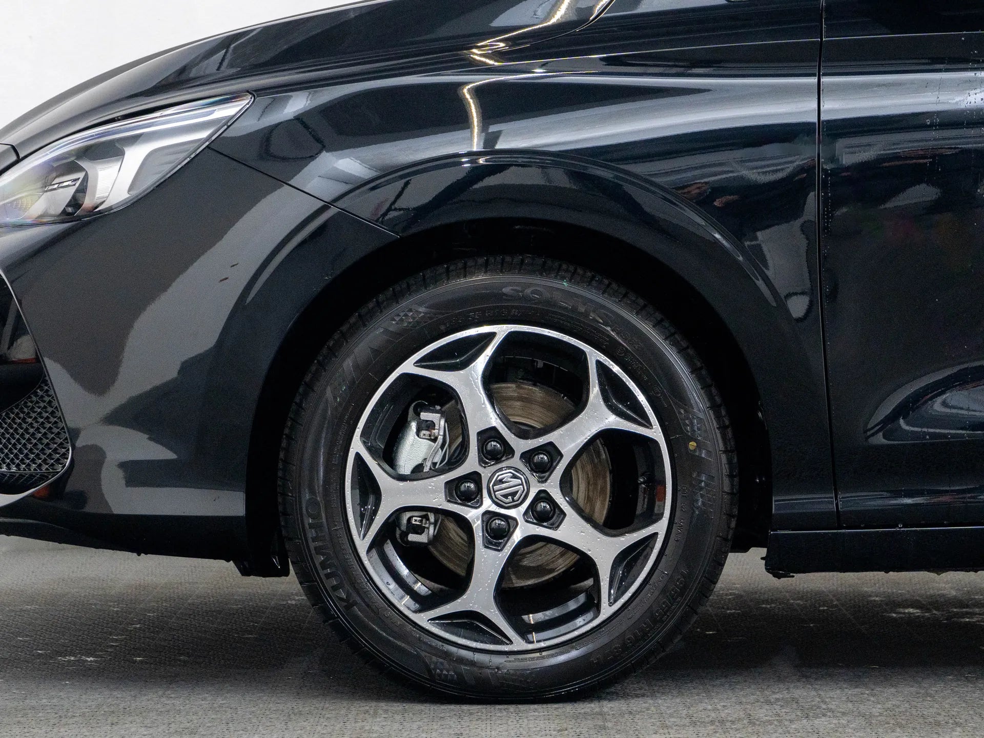 MG MG3 1.5 Benzina 114 CP Negru - Samsaru's Car Outlet