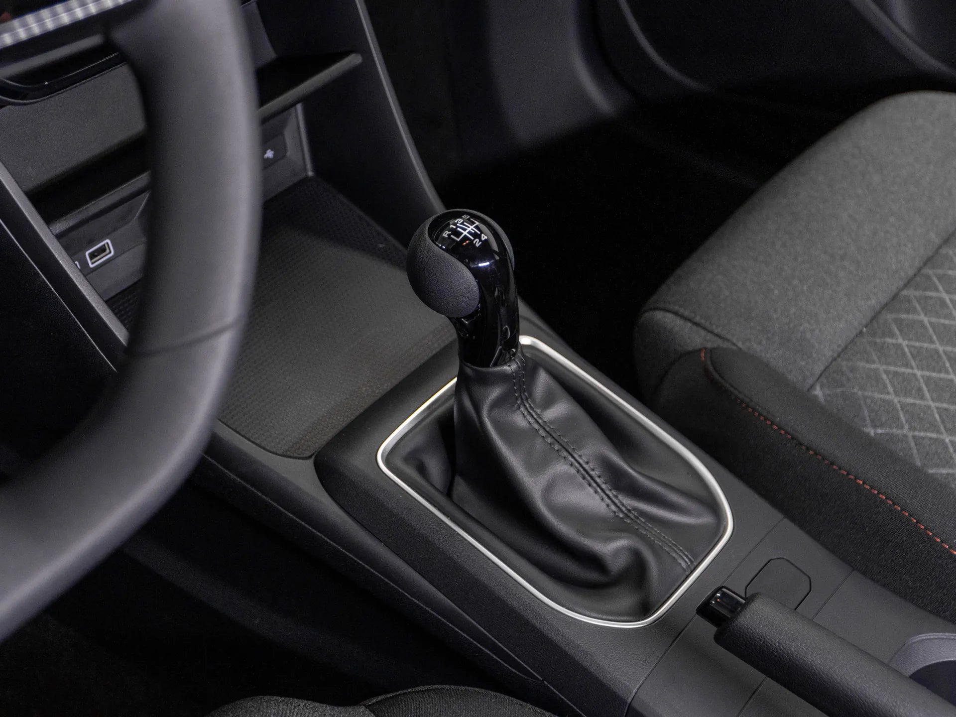 MG MG3 1.5 Benzina 114 CP Negru - Samsaru's Car Outlet