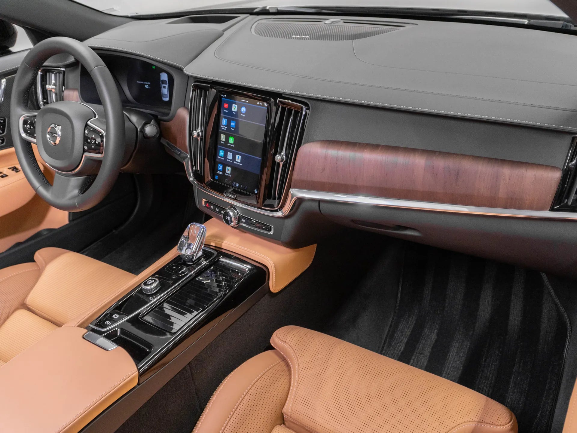 Volvo S90 ULTIMATE DARK 2.0 Hybrid Plug-In 310 CP Maro - Samsaru's Car Outlet