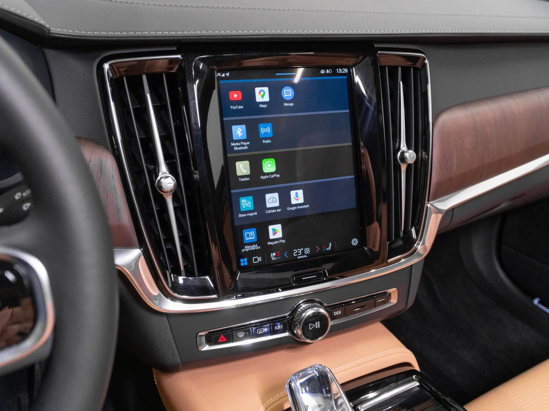 Volvo S90 ULTIMATE DARK 2.0 Hybrid Plug-In 310 CP Maro - Samsaru's Car Outlet