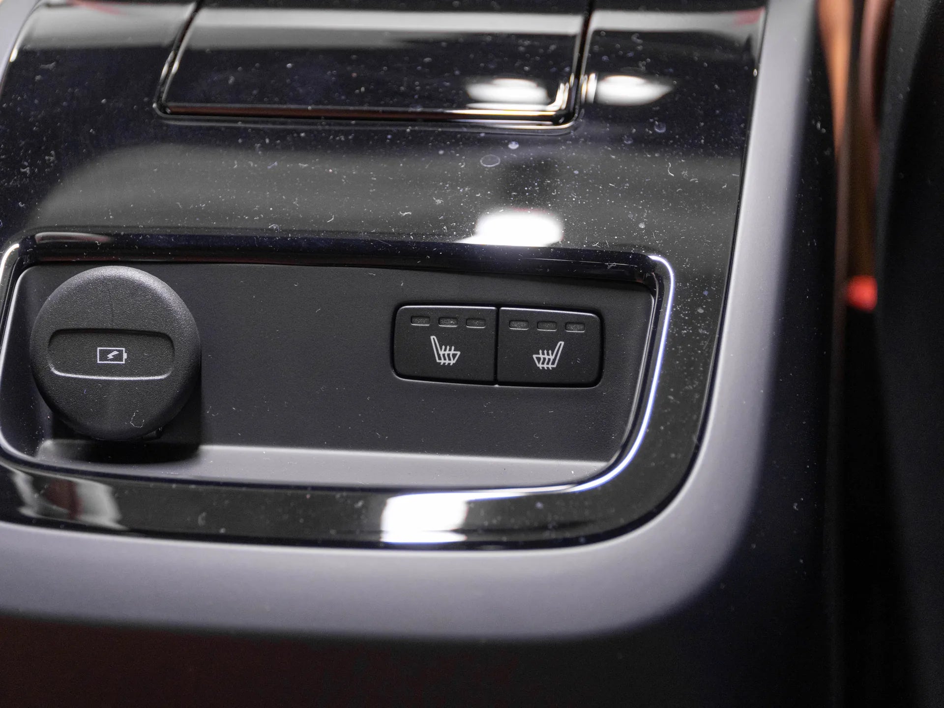 Volvo S90 ULTIMATE DARK 2.0 Hybrid Plug-In 310 CP Maro - Samsaru's Car Outlet