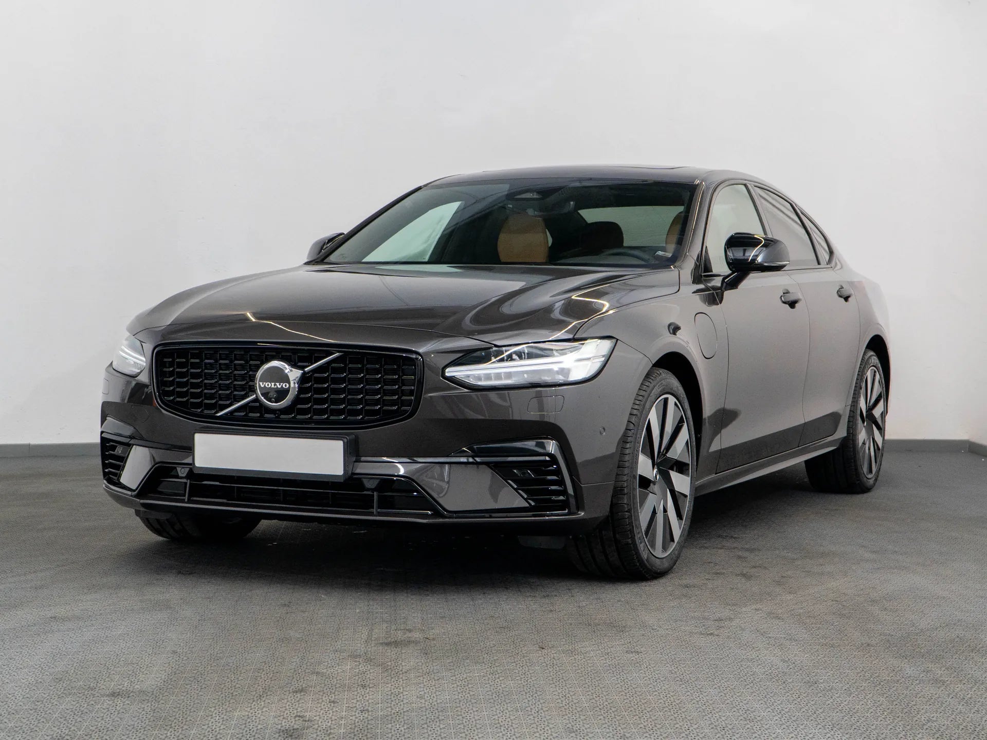 Volvo S90 ULTIMATE DARK 2.0 Hybrid Plug-In 310 CP Maro - Samsaru's Car Outlet