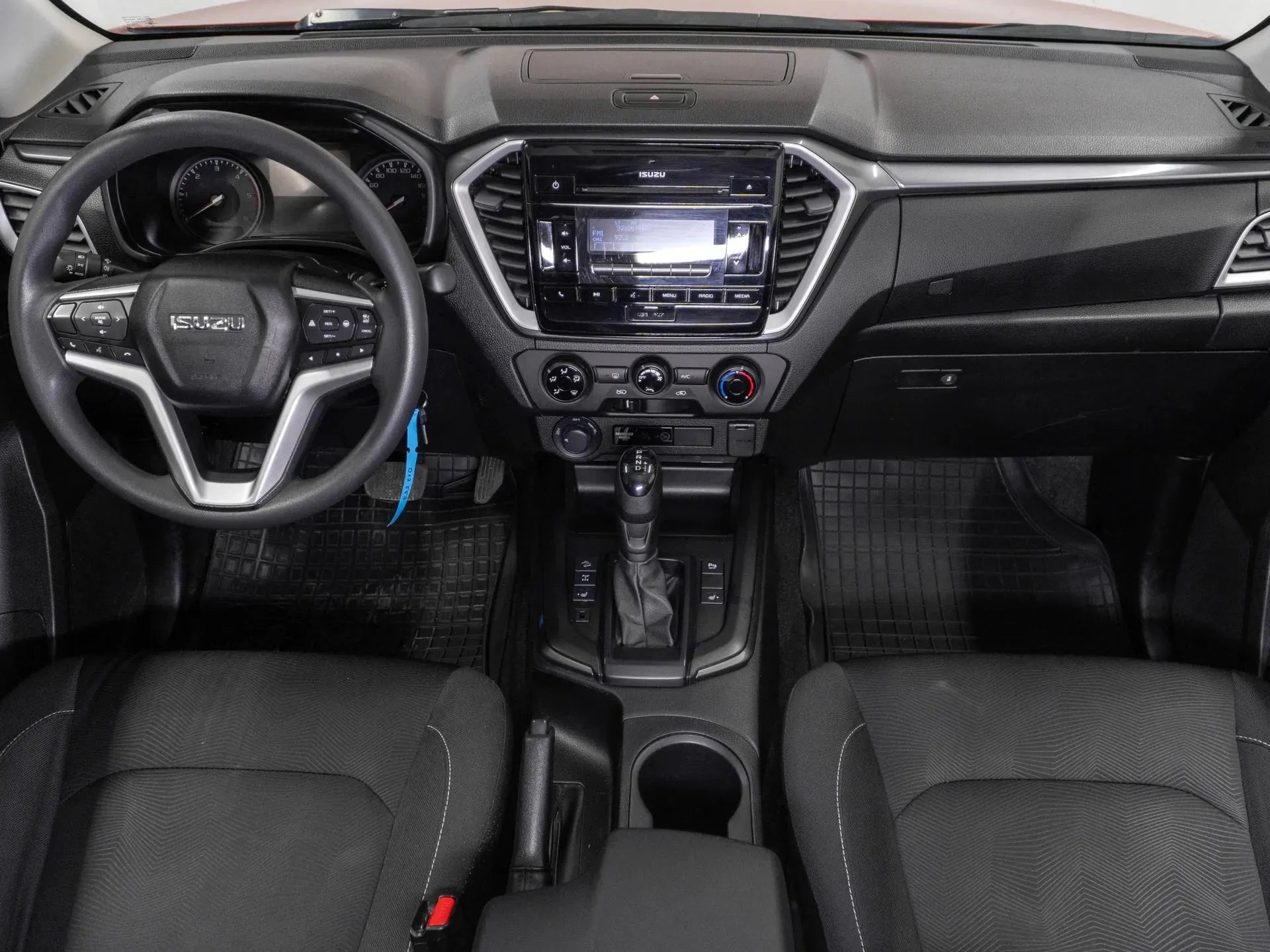 Isuzu D-Max Diesel Portocaliu - Samsaru's Car Outlet