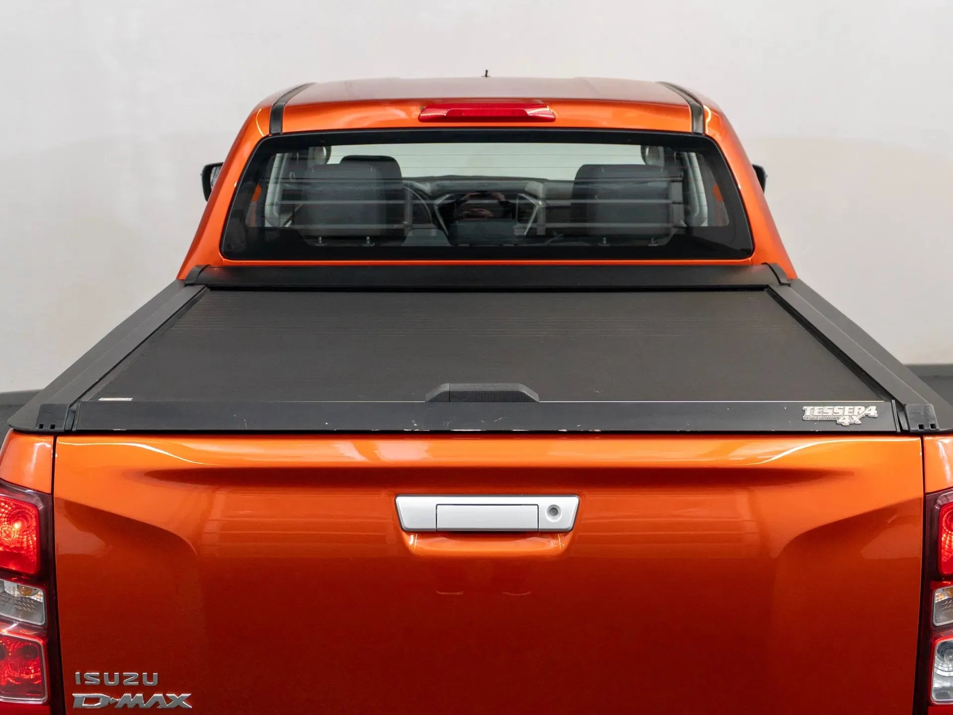 Isuzu D-Max Diesel Portocaliu - Samsaru's Car Outlet