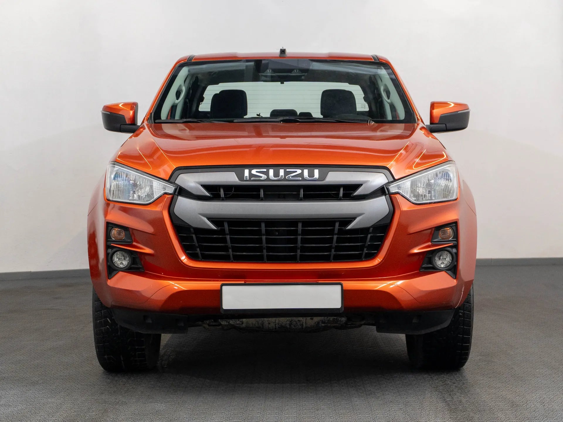 Isuzu D-Max Diesel Portocaliu - Samsaru's Car Outlet