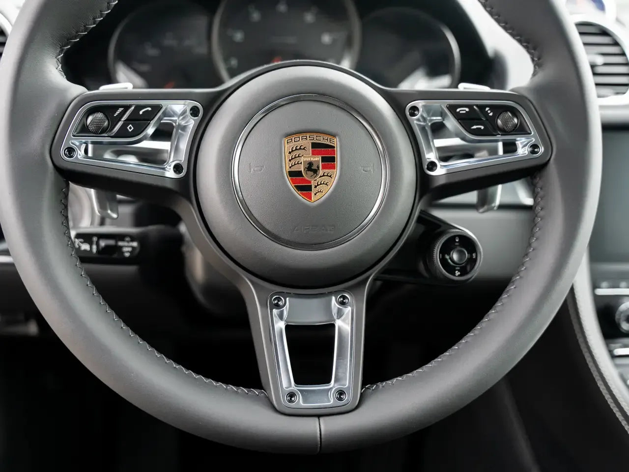 Porsche 718 Cayman Style Edition (982) - Samsaru's Car Outlet