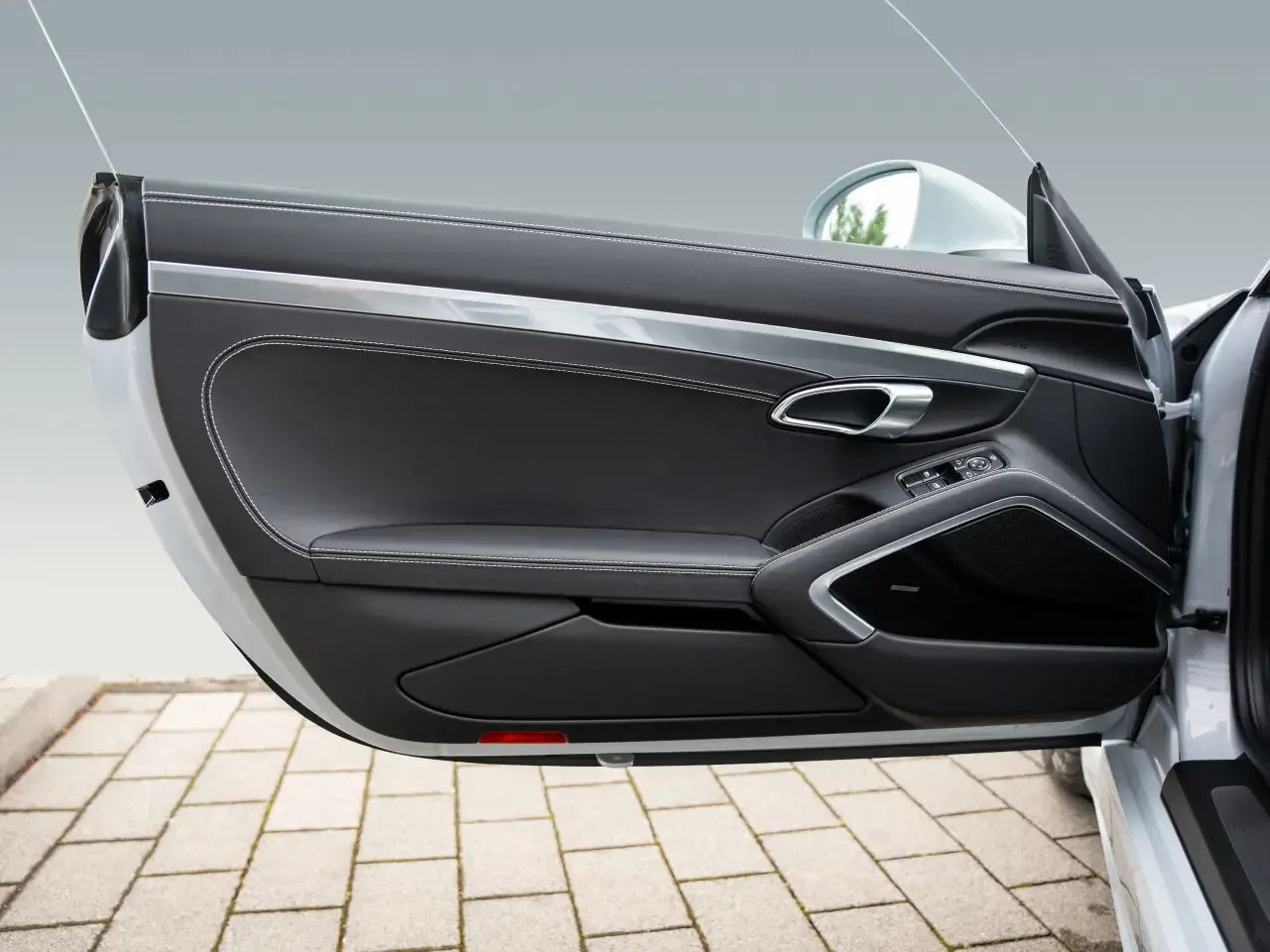 Porsche 718 Cayman Style Edition (982) - Samsaru's Car Outlet
