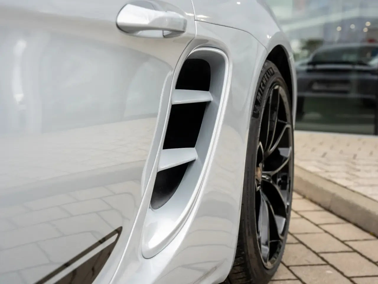 Porsche 718 Cayman Style Edition (982) - Samsaru's Car Outlet