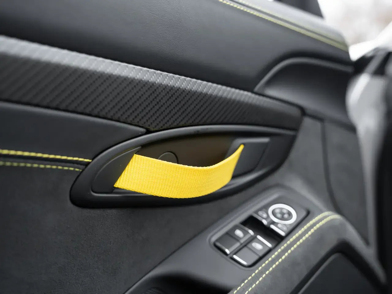 Porsche 718 Spyder RS - Samsaru's Car Outlet