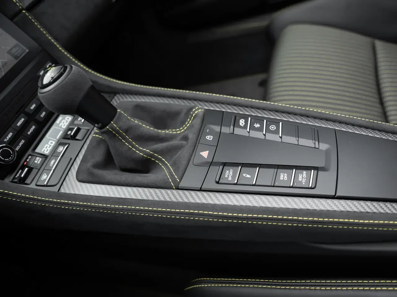 Porsche 718 Spyder RS - Samsaru's Car Outlet