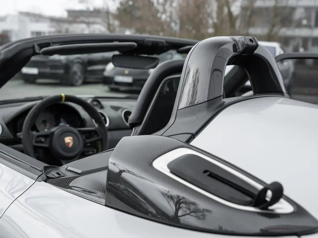 Porsche 718 Spyder RS - Samsaru's Car Outlet