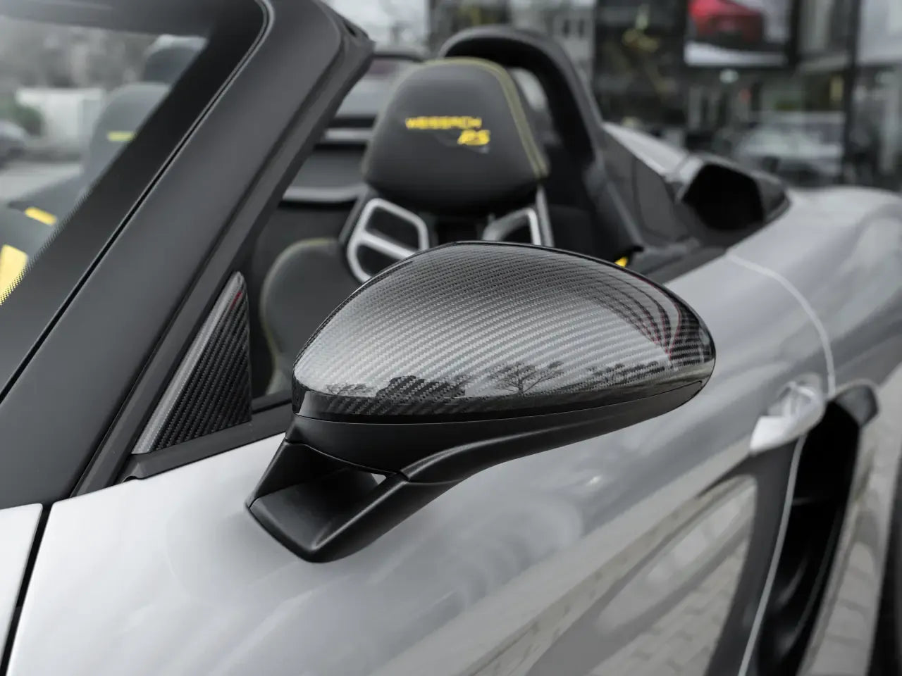 Porsche 718 Spyder RS - Samsaru's Car Outlet