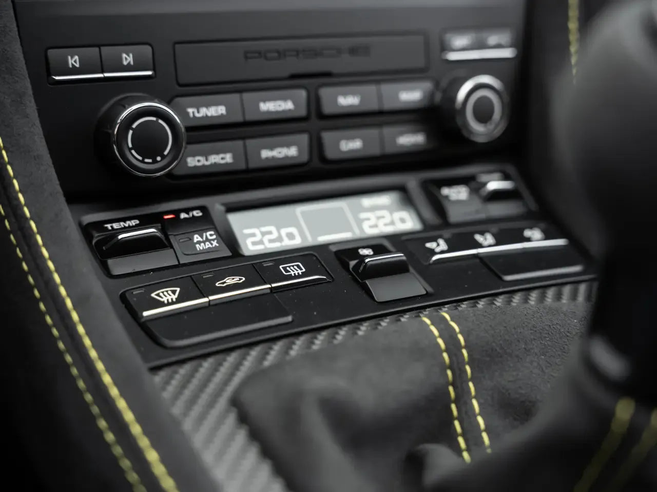 Porsche 718 Spyder RS - Samsaru's Car Outlet