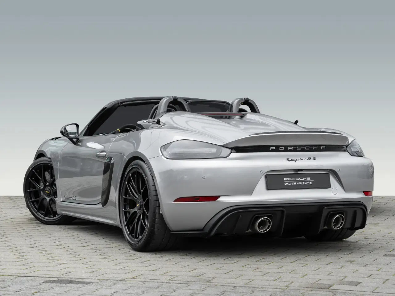 Porsche 718 Spyder RS - Samsaru's Car Outlet