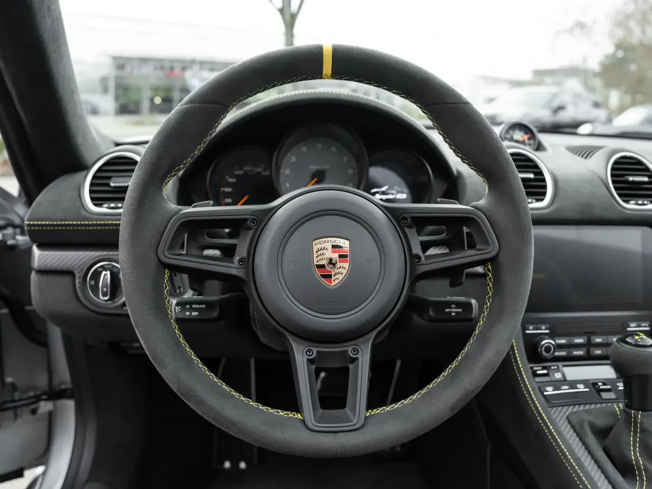 Porsche 718 Spyder RS - Samsaru's Car Outlet