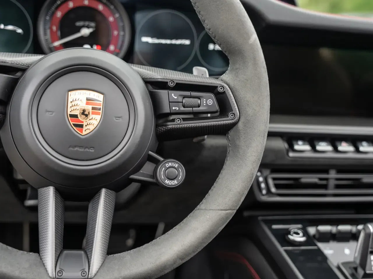Porsche 911 Carrera 4 GTS Cabriolet - Samsaru's Car Outlet